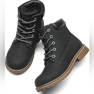 Boys Insulated Snow Boots Winter Black Lace-Up Rugged Sole Kids SZ 13